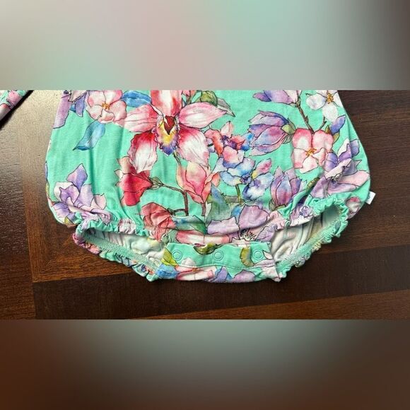 Posh Peanut Long Sleeve Ruffled Bubble Romper - Floral - 0-3M - Picture 5 of 10